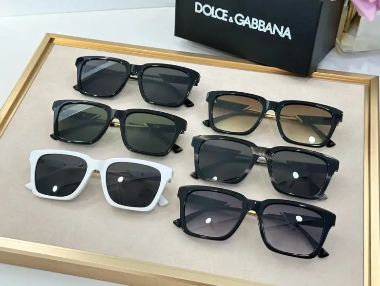 DG Glasses (212)